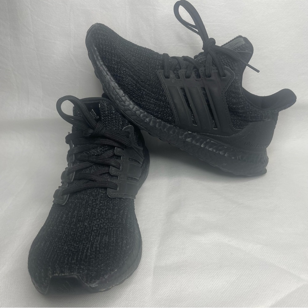 Adidas UltraBoost 4.0 DNA Running Sneakers Womens Size US 6.5 H02590 Black Shoe
